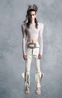 Distorted Avant-Garde Lookbooks Image 6