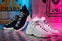 Luxurious Knit Sneakers Image 2
