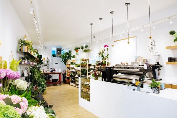 Top 30 Retail Ideas in October