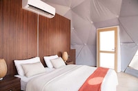 Mars-Inspired Camping Resorts Image 4