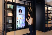 Connected Hair Product Displays Image 4