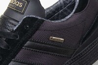 Weather-Combating Sneakers Image 3