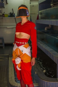 Nuanced Vintage Avant-Garde Editorials Image 5