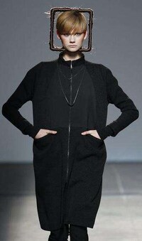 Rectangular Runway Fashion Image 2