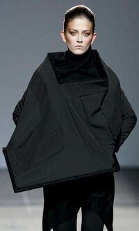 Rectangular Runway Fashion Image 8