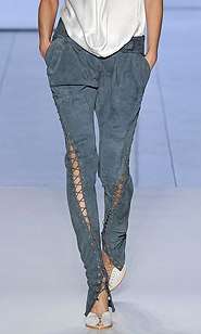 Giant Stitch Fashion Image 6