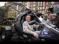 Street-Legal Skycars - Parajet Completes Maiden Flight from London to Timbuktu (UPDATE) Image 3