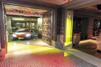 Drive-In Nightclubs Image 5