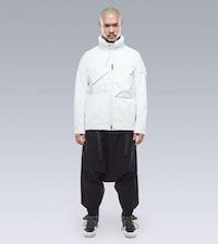 Stylish Technical Fall Apparel Image 2