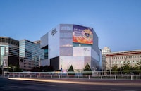 Iridescent Color-Changing Building Facades Image 3