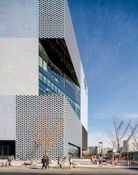 Iridescent Color-Changing Building Facades Image 4
