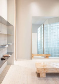 Minimalist Boutique Store Interiors Image 5