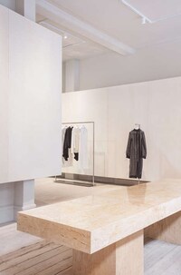 Minimalist Boutique Store Interiors Image 6