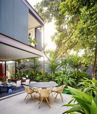 Compact One-Bedroom Brazilian Homes Image 6