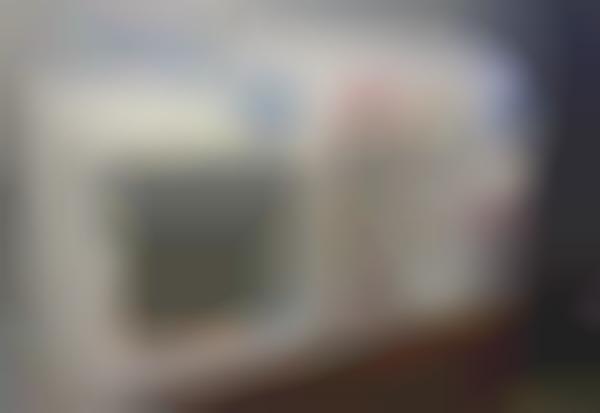 Digital-Native Pop-Up Shops