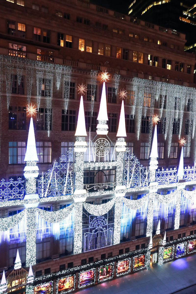 Theatrical Holiday Windows