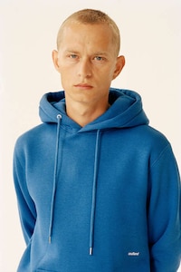 Simplistic Sustainable Streetwear Image 3