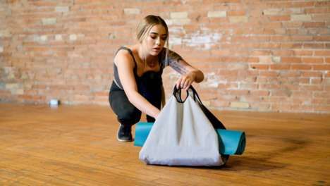 Self-Closing Transforming Bags