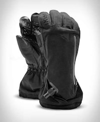 Flask-Equipped Winter Gloves Image 2