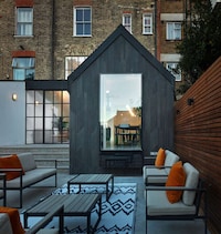 Highly Contemporary British Townhouses Image 8