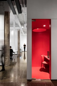 Mixed-Style Working Spaces Image 7