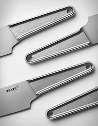Hand-Forged Minimalist Knives Image 2