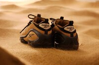 Desert-Inspired Retro Sneakers Image 2