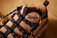 Desert-Inspired Retro Sneakers Image 4
