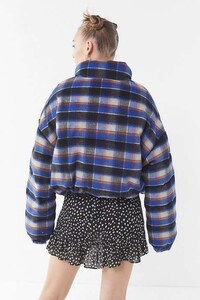 Vintage-Inspired Plaid Puffers Image 3