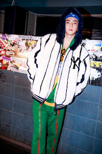 K-Pop Star-Modeled Baseball Apparel Image 4