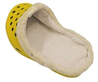 Cozy Slipper-Inspired Pet Beds Image 6