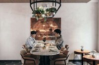Stylishly Contemporary Chinese Eateries Image 5