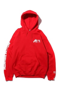 Soda-Themed Graphic Clothing Image 4