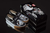 Jacket Graphic-Informed Shoes Image 2