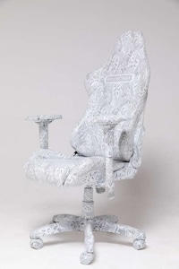 Fashion-Integrated Art Installations Image 2