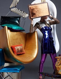 Luxe Metallic Color Shades Image 5