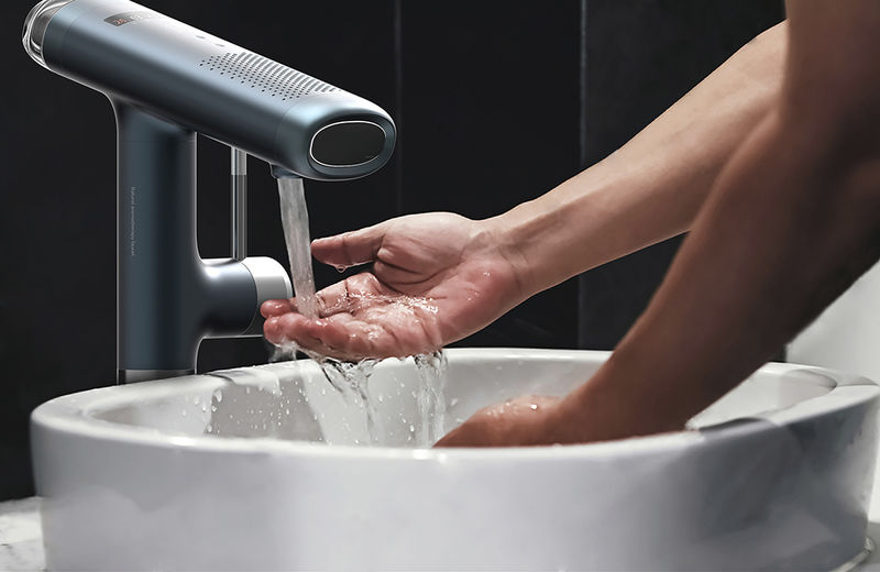 Face-Misting Faucets