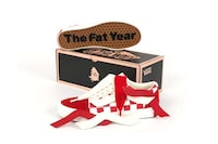 Chinese Holiday-Themed Canvas Shoes Image 6