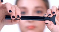 Mess-Free Mascara Wands Image 7
