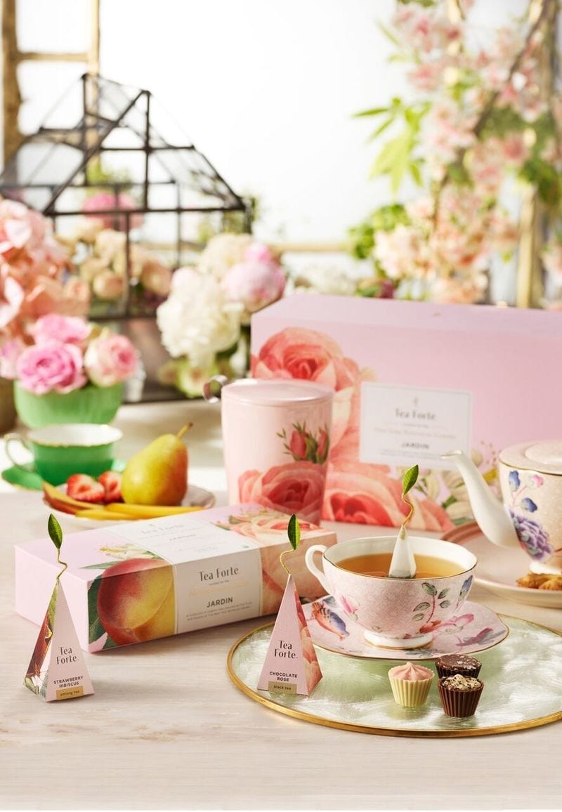 Collaborative Botanical Teas