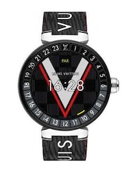 Travel-Centric Luxe Watches Image 3