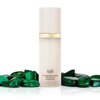 Biotechnology Gemstone Skincare Image 2