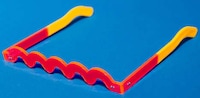 Social Media-Inspired Wavy Glasses Image 4