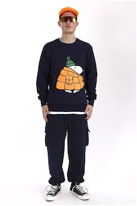Comic-Themed Fall Fashion Image 4