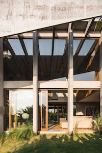 Vegetative Concrete Homes Image 5