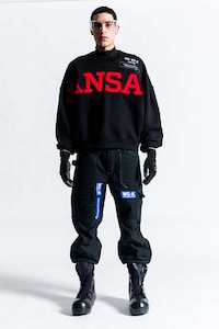 Menswear-Inspired Technical Workwear Image 8