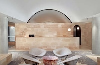 Elegant Rosy Hotel Interiors Image 2
