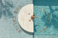 Elegant Rosy Hotel Interiors Image 8
