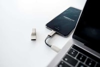 Five-in-One Connectivity Cables Image 5