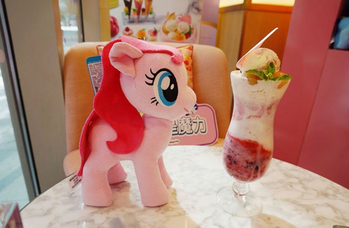 Toy-Themed Ice Cream Cafes